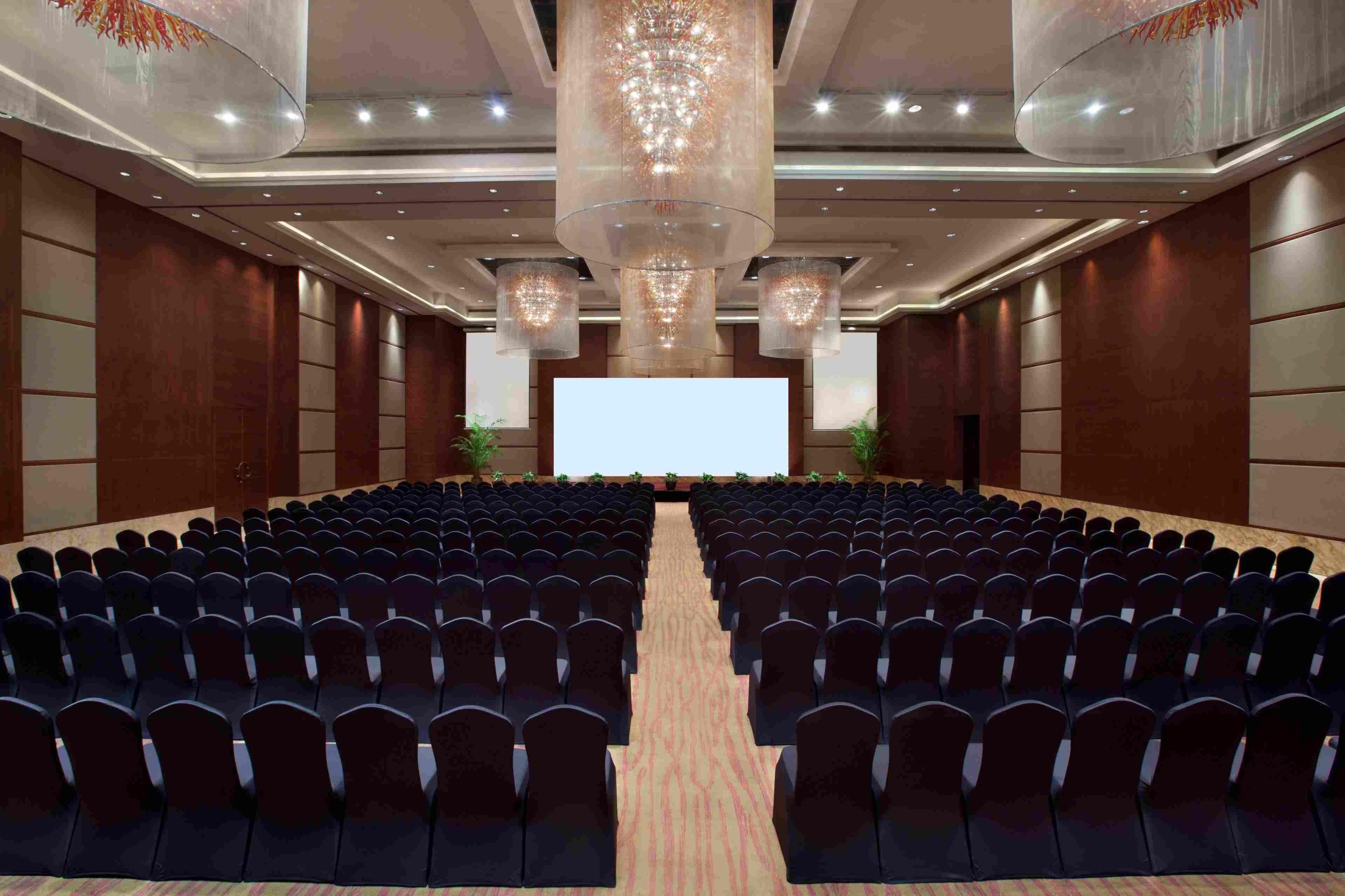 Crowne Plaza Shenzhen Futian, Near To Shenzhen Convention&Exhibition Centre, Shenzhen Stock Exchange And Shenzhen Civic Center, Outdoor Heated Pool Экстерьер фото